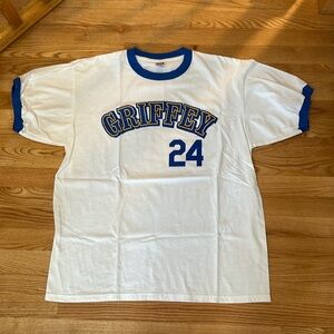 Seattle Mariners GRIFFEY 24 giveaway Tshirt size XL